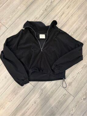 Abercrombie & Fitch Black Cropped Quarter Zip Size Small
